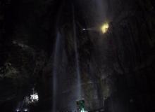 Gaping Gill - descending Dihedral